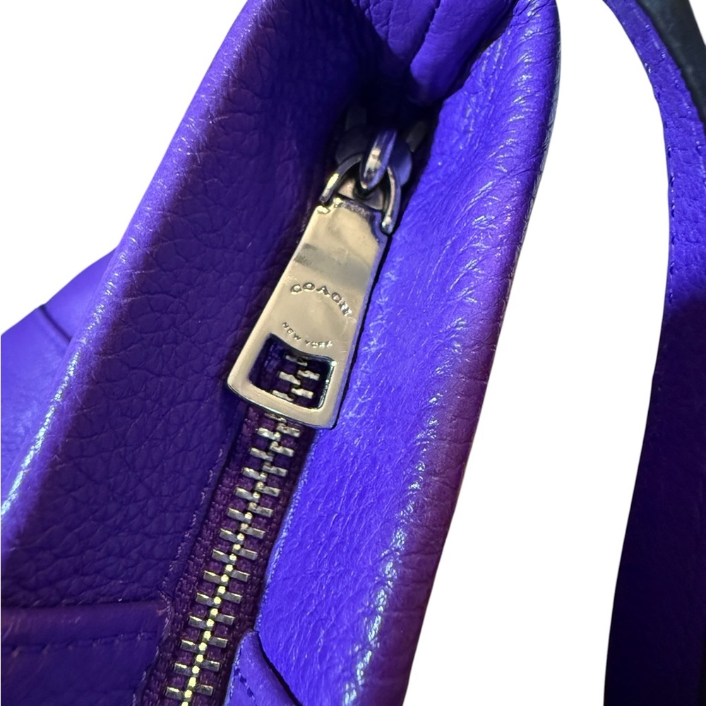 Coach East/West Isabelle in Vibrant Purple 💜 - Picture 9 of 16